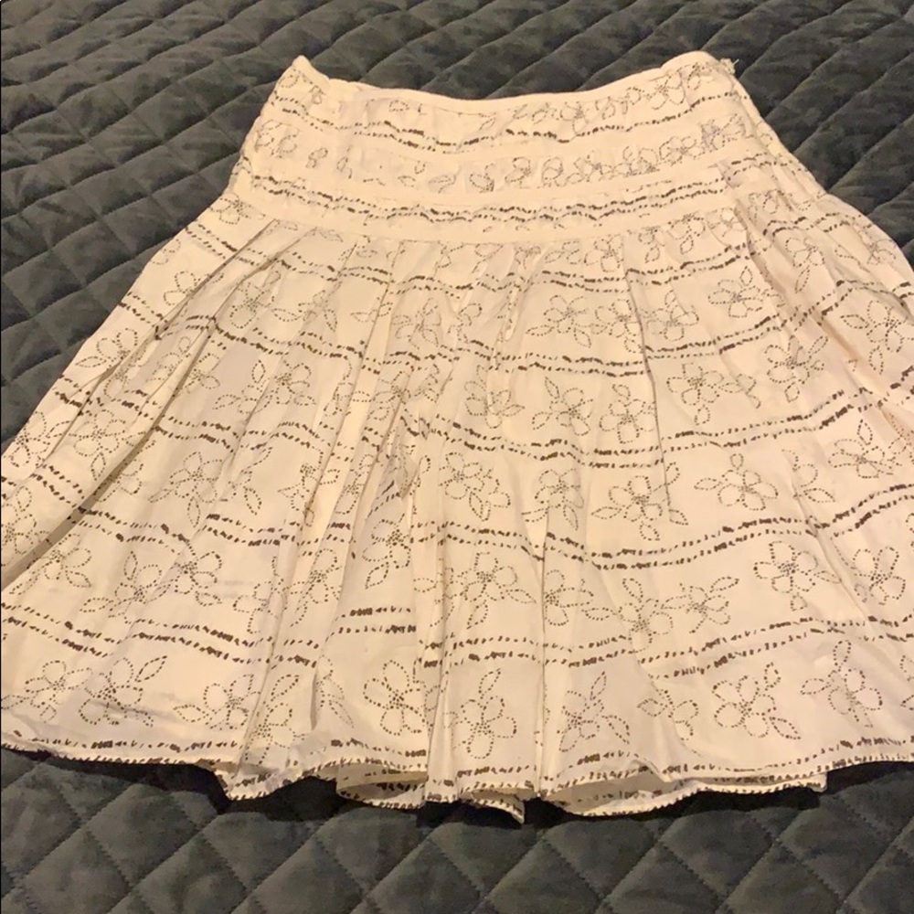 New York & Company 100% cotton Skirt.